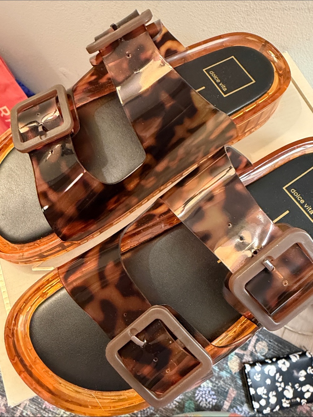Dolce Vita Julio tortoise vinyl sandals size 9 - Picture 4 of 8
